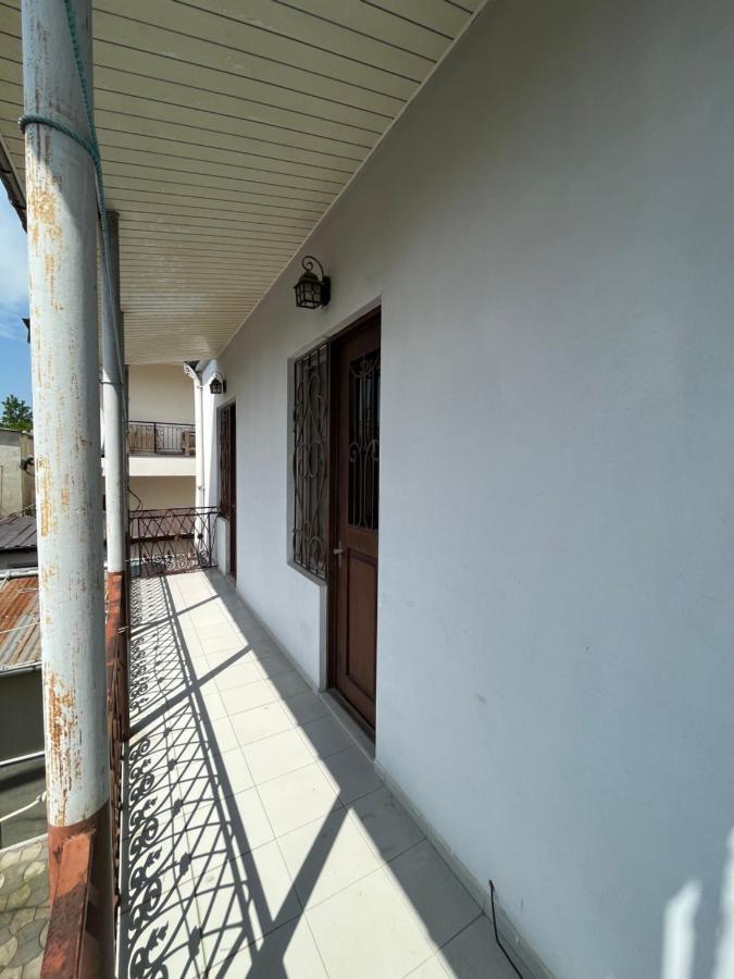 Hotel House On Ganja Street à Koutaïssi Extérieur photo
