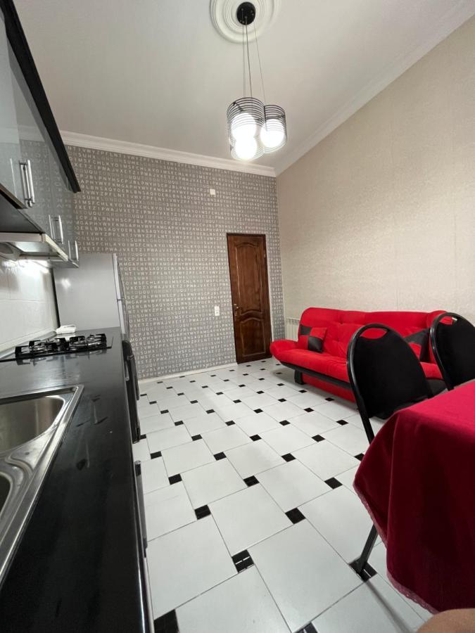 Hotel House On Ganja Street à Koutaïssi Extérieur photo